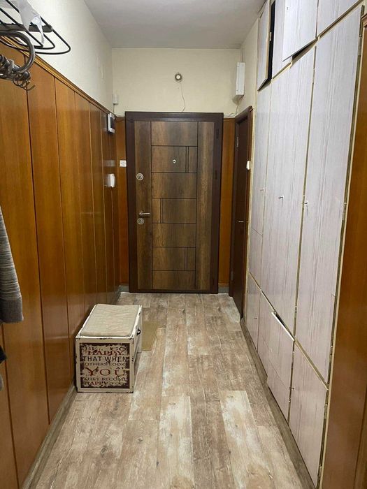 Четиристаен апартамент в центъра на Стара Загора