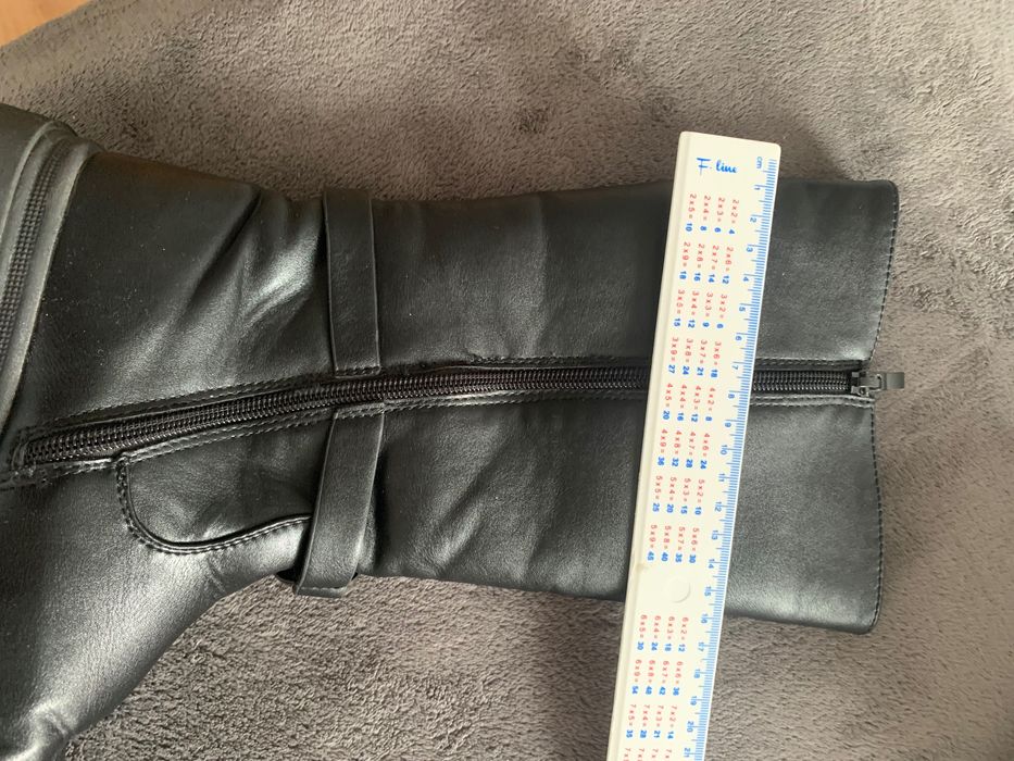 Ботуши зимни Размер 38