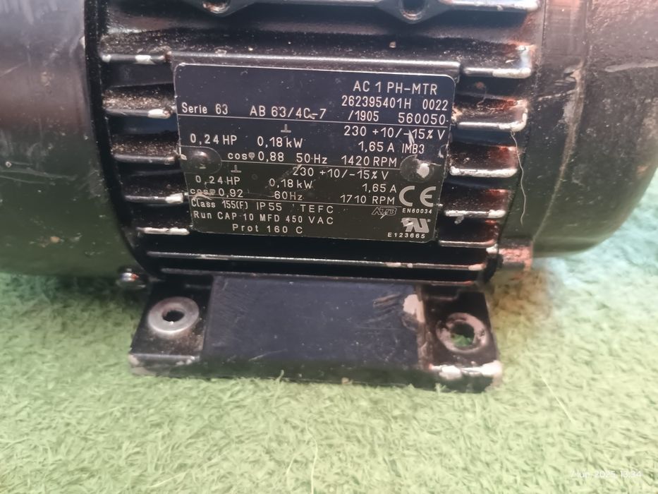 Pompa rotativa volmetrica cu motor.