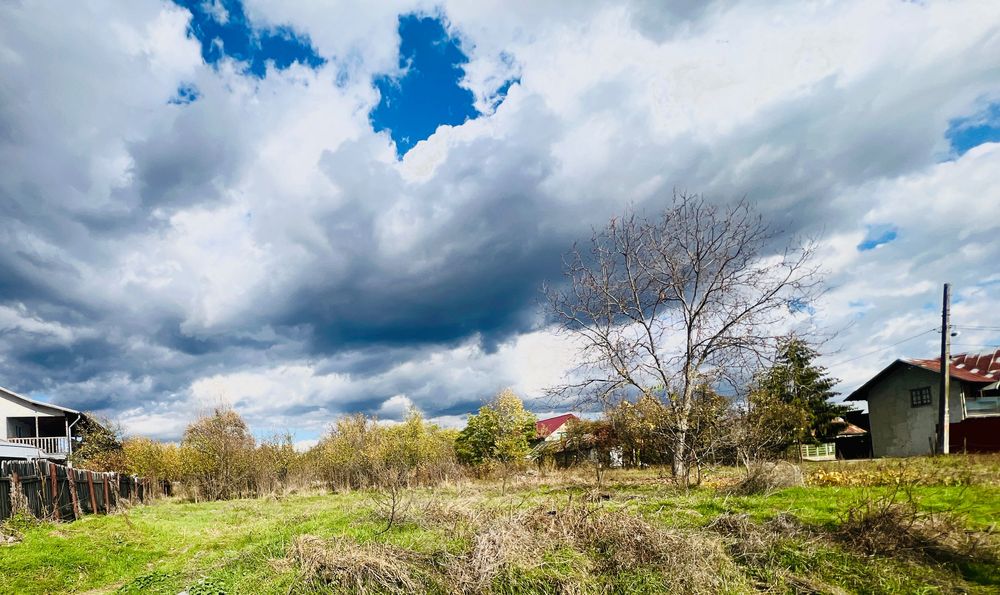 Teren intravilan 1500 m2