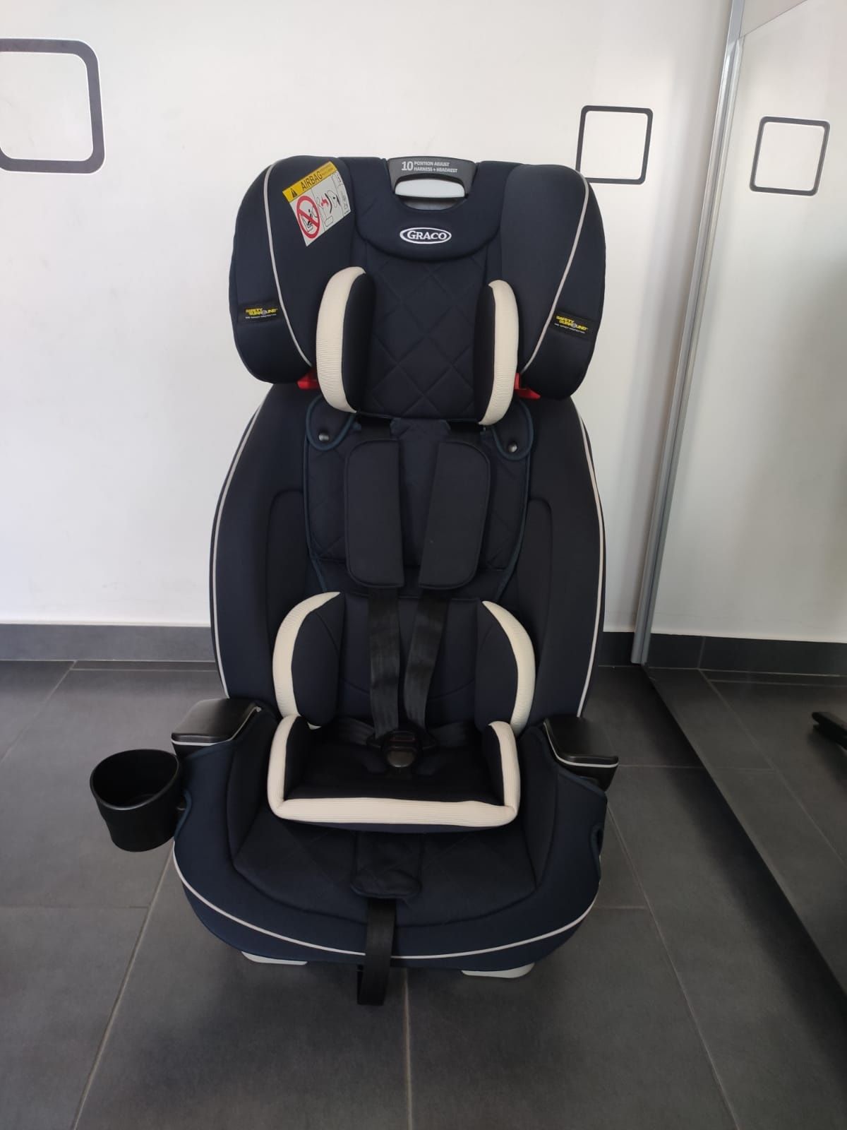 Scaun auto Graco Slimfit LX cu isofix pentru copii intre 0 și 36 kg