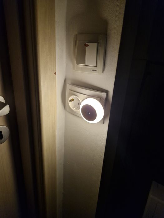 Lampa de veghe/ambientala cu senzor de lumina