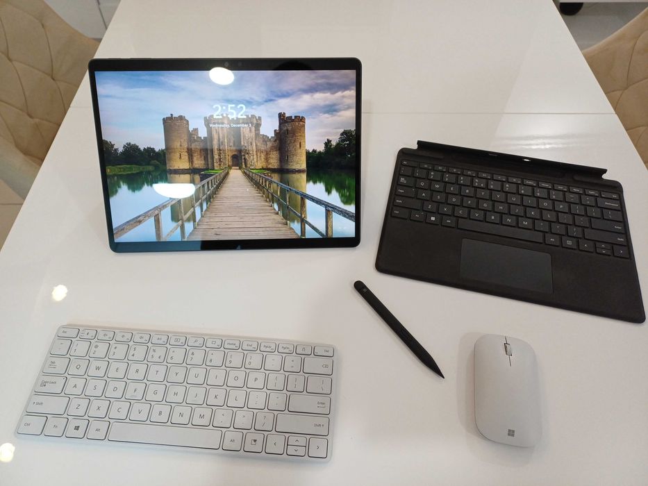 Husa si pen original Microsoft Surface Pro