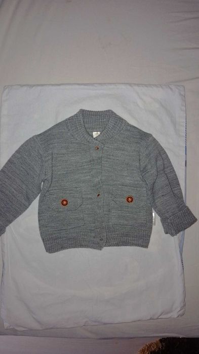 Vând hăinuțe bebeluș noi, cu eticheta