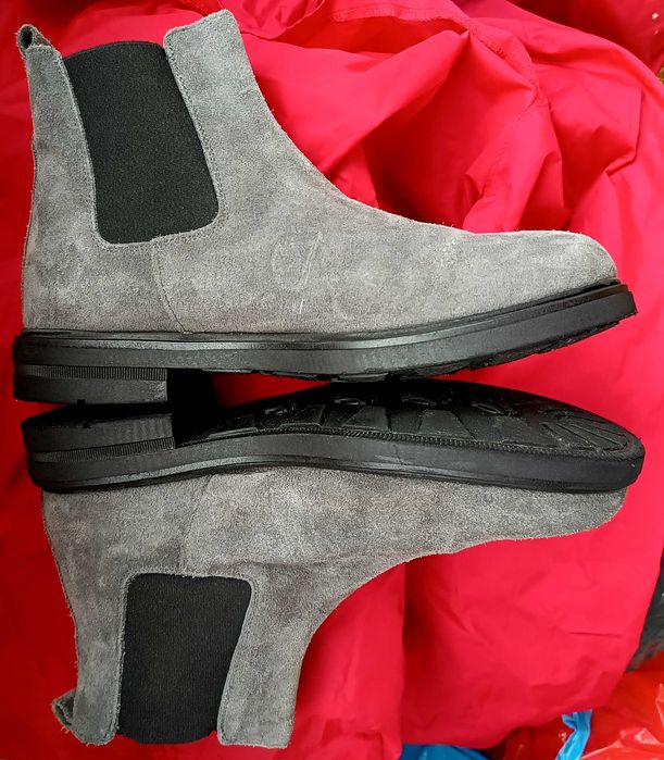 Botine bărbați din piele naturală Întoarsă mărimea 42 made în ITALY