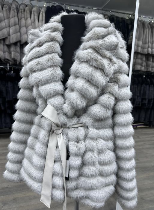 Женская шуба серый Новый