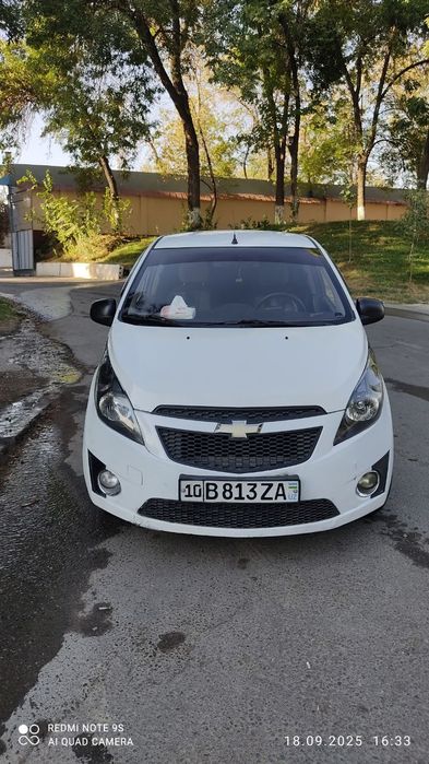 Spark srochno sotiladi