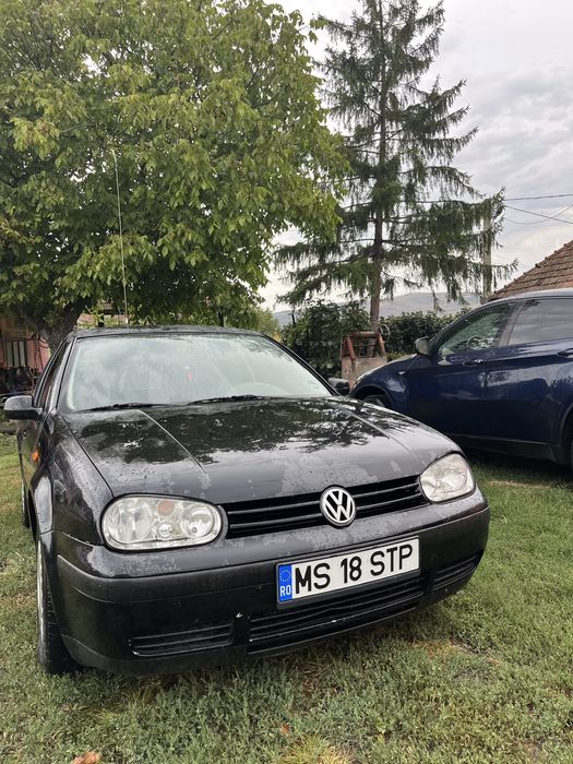 Vând golf 4 1.4 16v