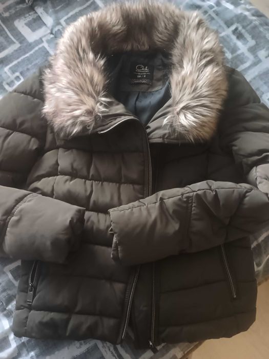 Дамско Яке с готина яка!