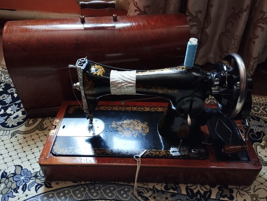 Советская швейная машина 1954 года