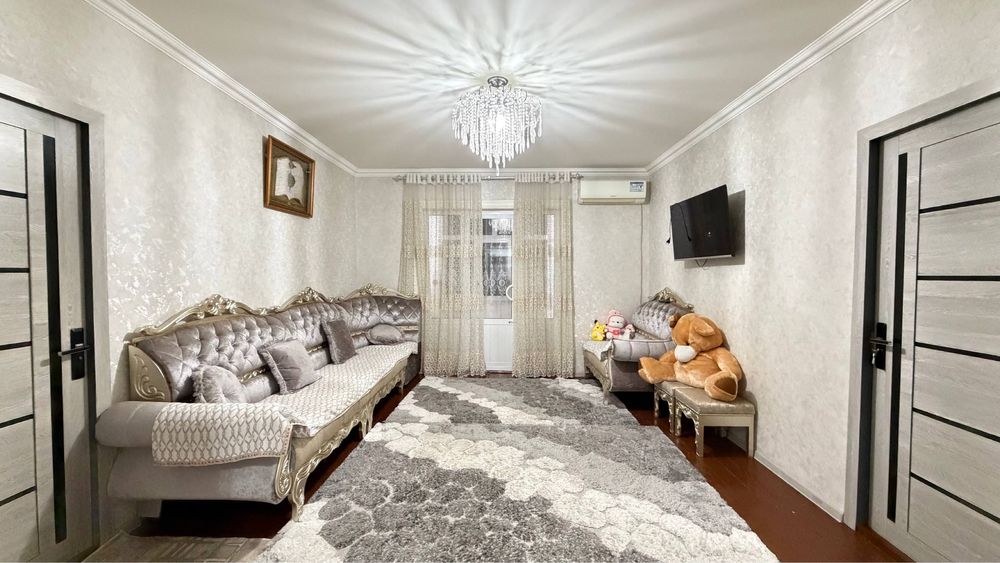 Фаргона шахар Бурч аптекаси олдида 4 хонали уй сотилади !