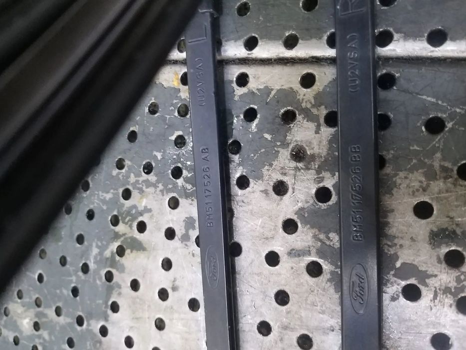 Set brate stergator parbriz ford focus 3 bm5117526ab bm5117526bb