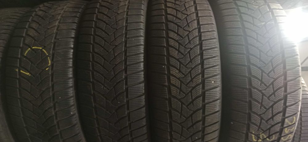4бр.зимни гуми 235/55/19 Dunlop