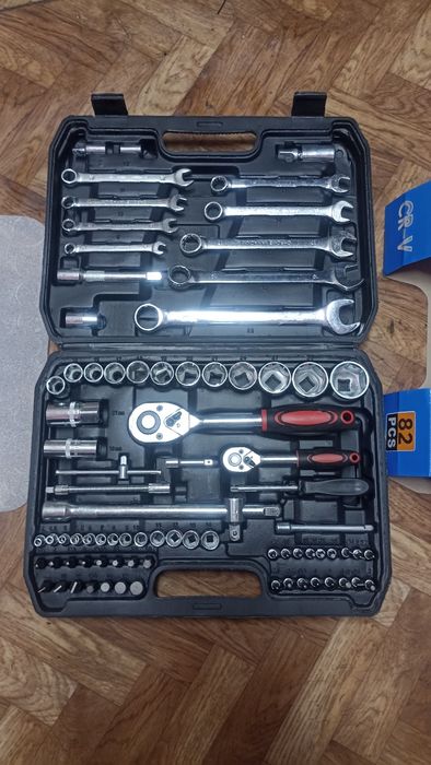 Акция набор ключей 82