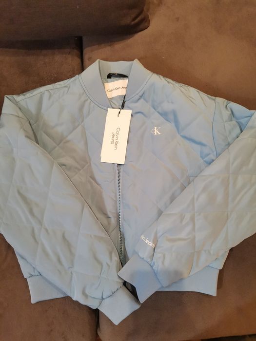Женско яке бомбър Calvin Klein jeans