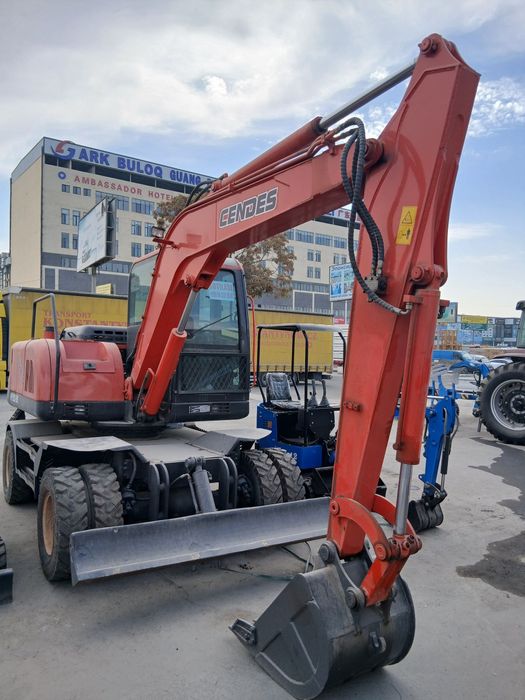 Ekskavator sotiladi