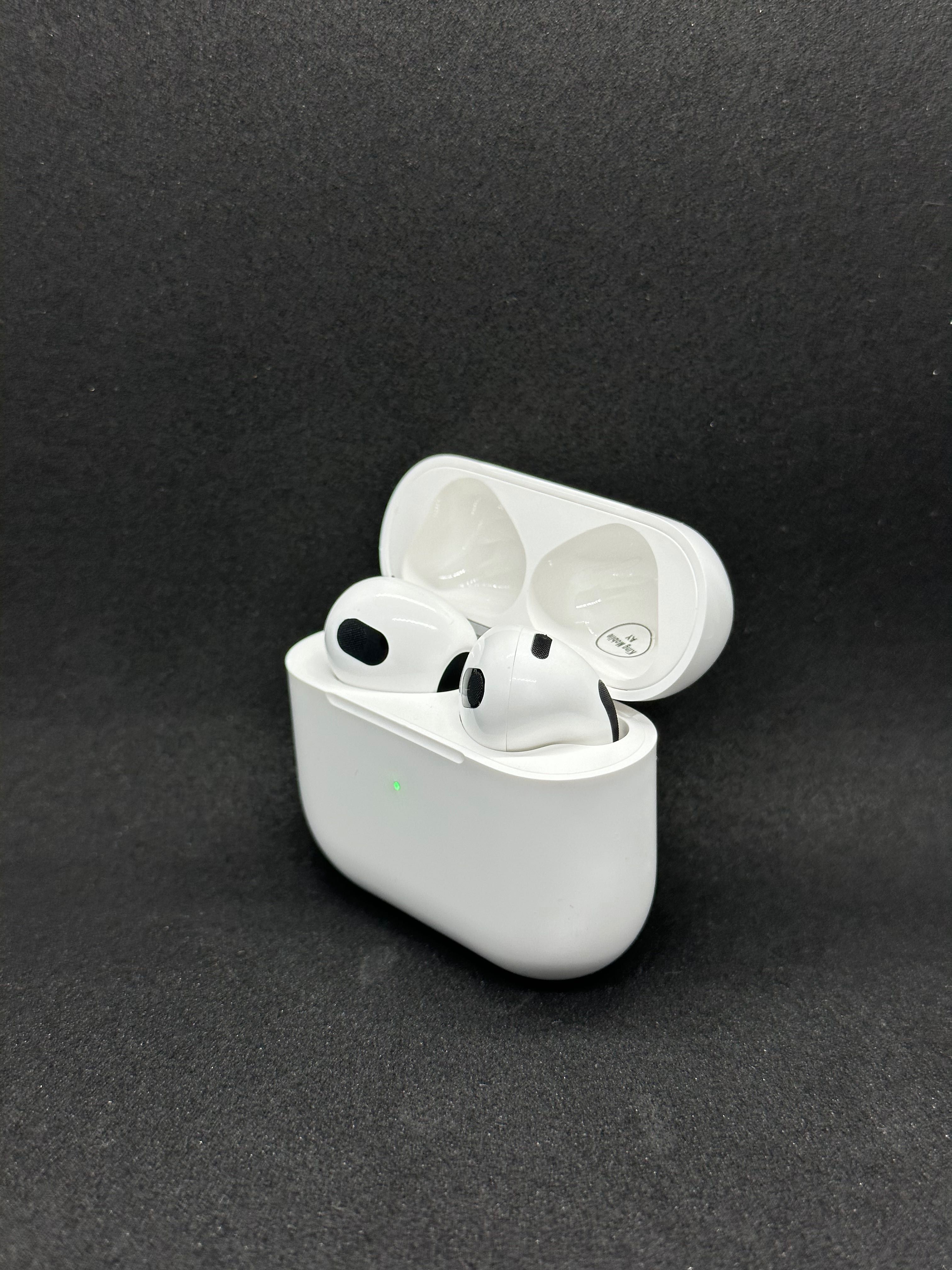 AirPods Pro 2/ AirPods 3