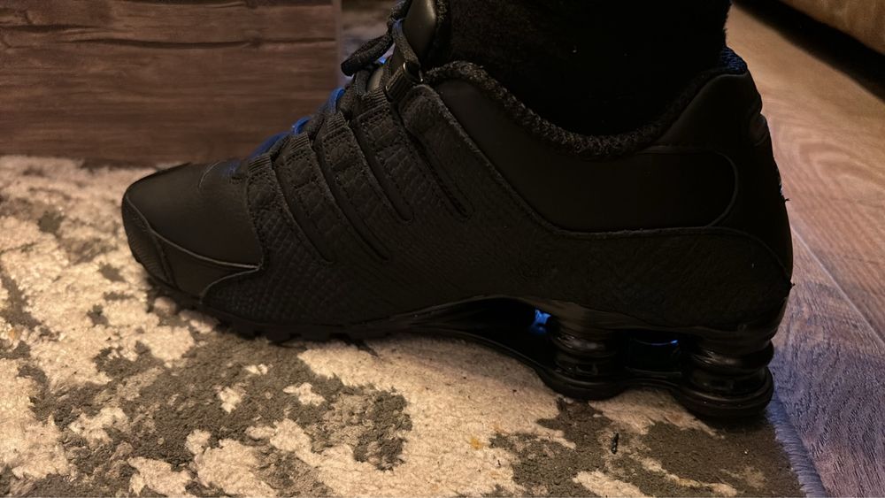 Nike shox NZ black 42