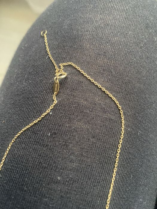 Lantisor stil lacrima