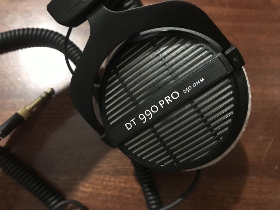 Beyerdynamic DT 990 Pro (250ом)