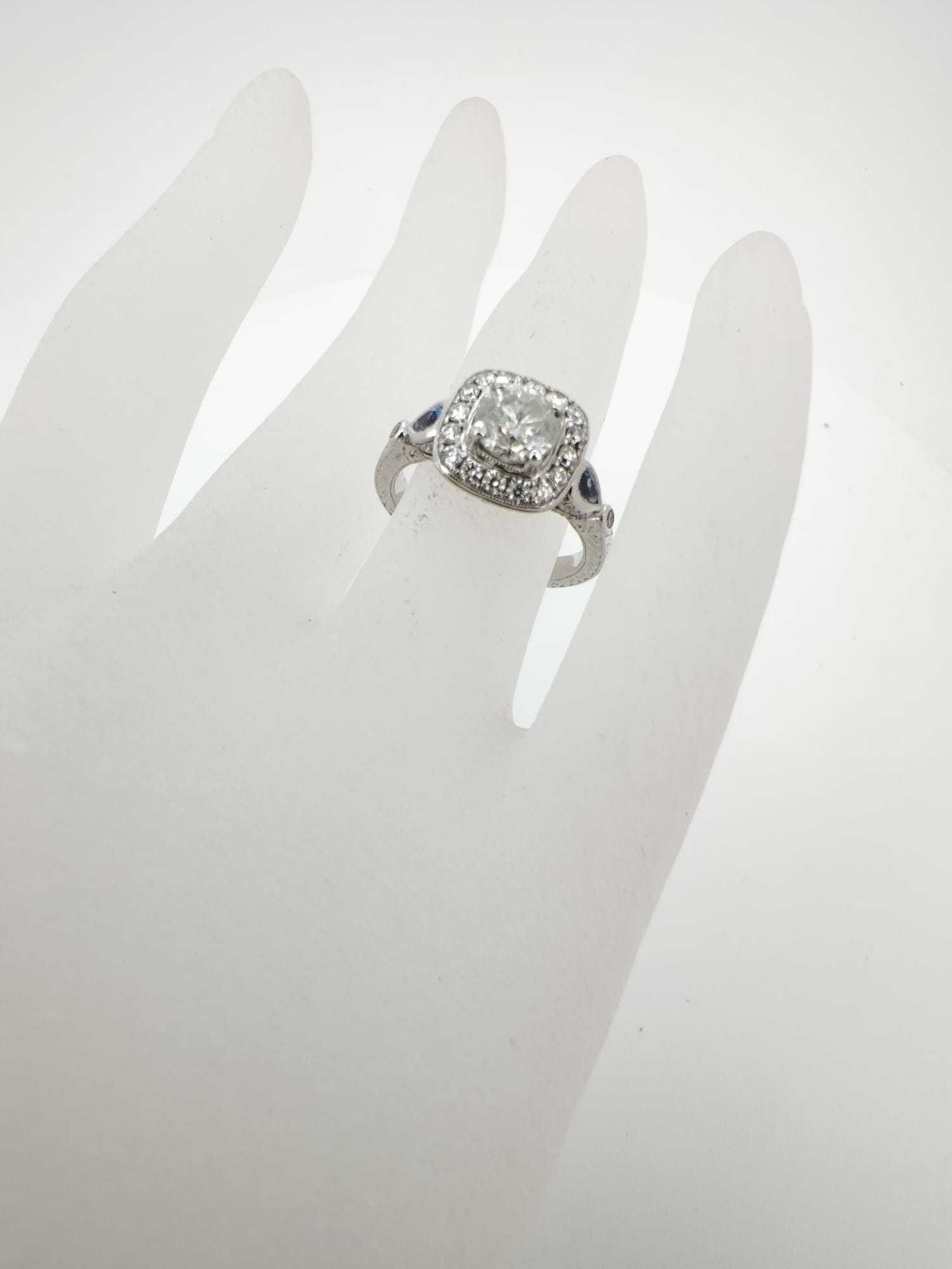 Inel Logodna cu diamante 1ct central