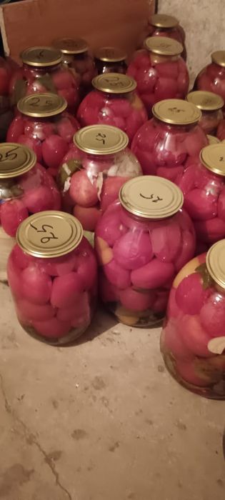 Продам соленье огурцы помидоры