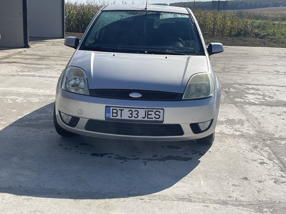 Ford fiesta 1.4 diesel, consum mic.