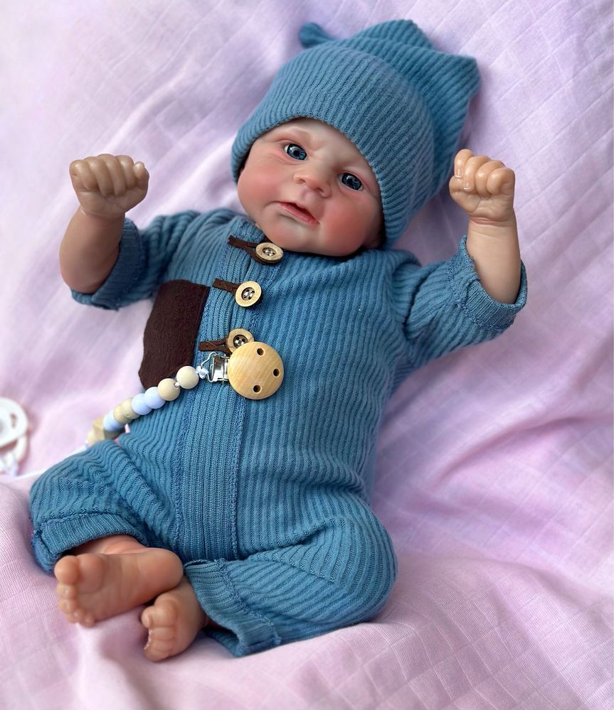 Кукла реборн молд Elijah 50 см с подушечкой