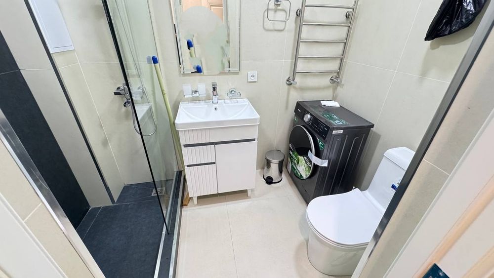 Аренда ЖК новостройка евроремонт 3 комната 78кв 1 этаж