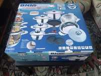 Set vase si accesorii BNM+ Germany complet in cutie nefolosit
