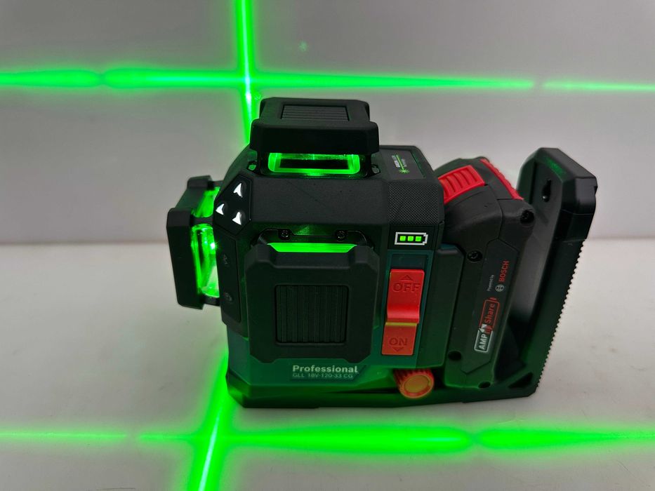 BOSCH GLL 18V-120-33 CG - Линеен лазерен нивелир с приемник като нов!