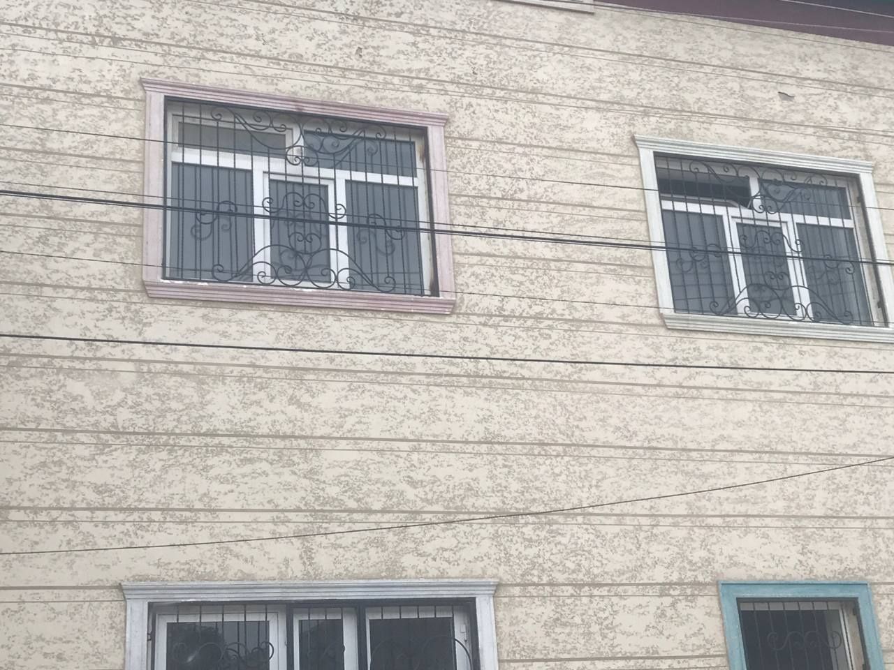 Уй сотилади (богча сифатида фойдаланиш учун курилган).