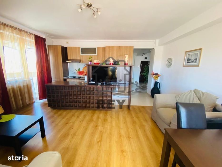 Apartament 3 camere decomandat la vilă/etaj intermediar/loc de parcare