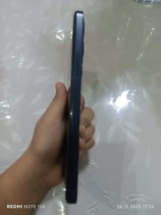 Продаётся телефон  vivo y19s Telefon sotilvoti