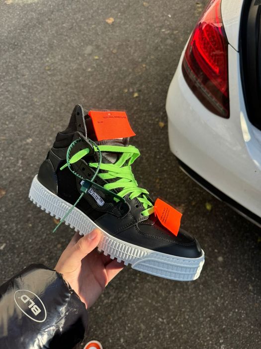 Off-White Court 3.0