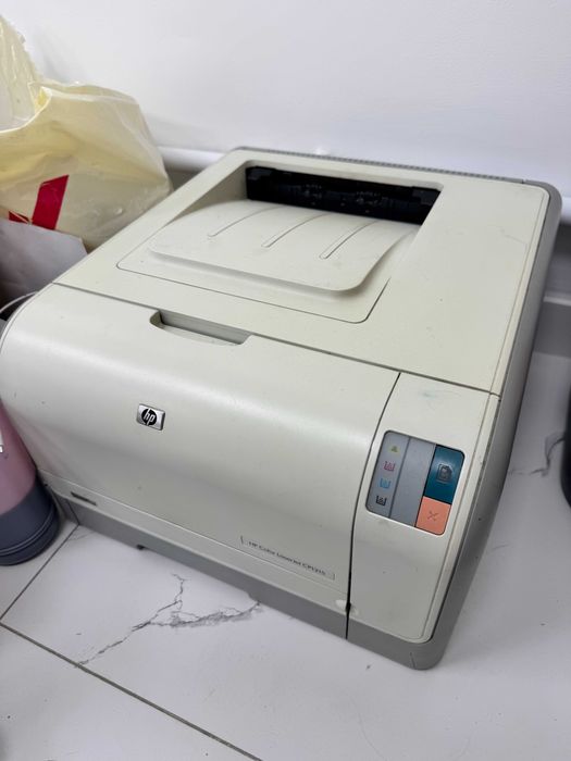 HP Color LaserJet CP 1215