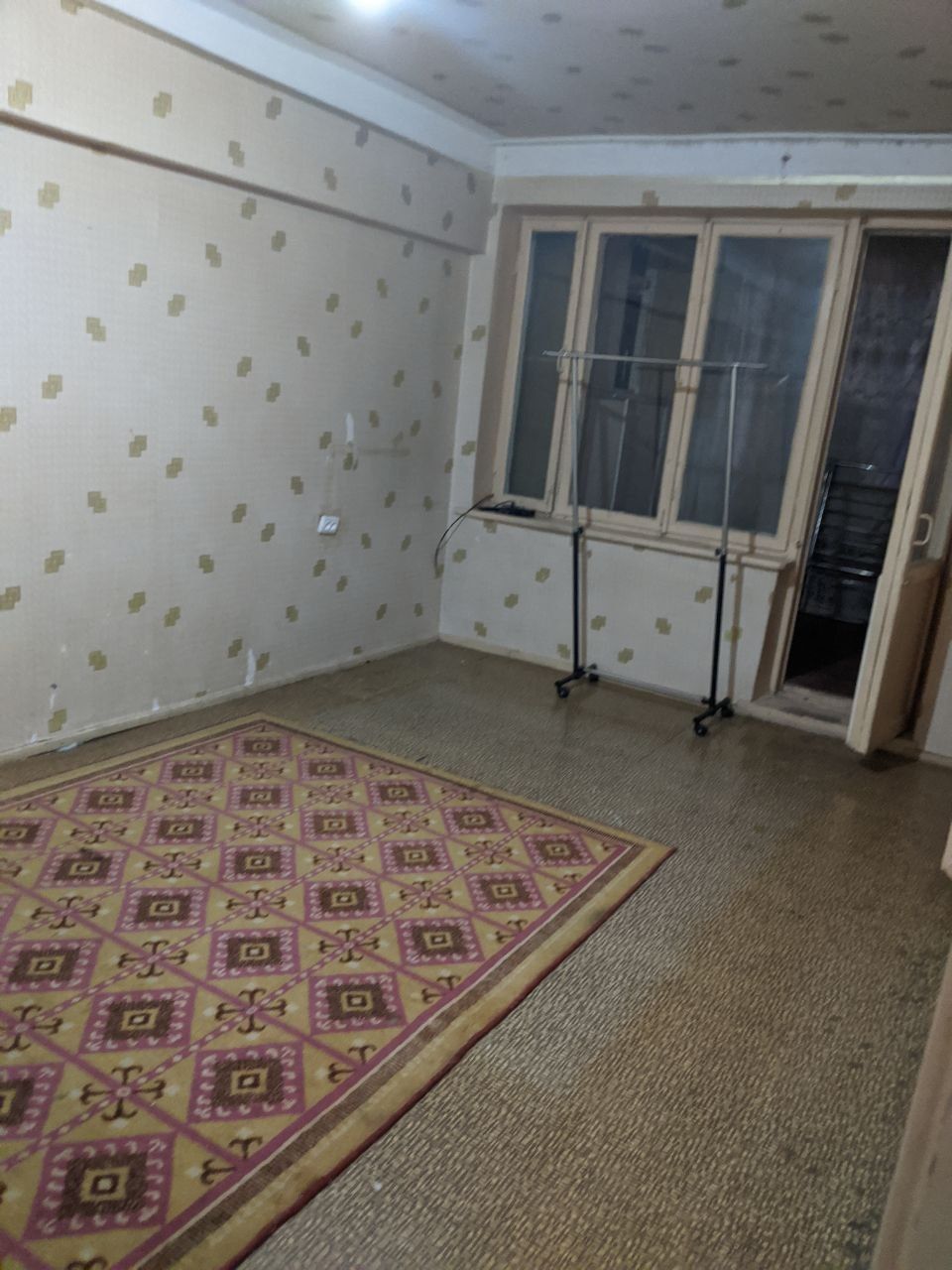 Продам 3 комнатную квартиру на ц6
