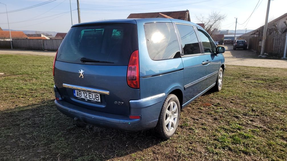 Peugeot 807, 7 locuri, automatic