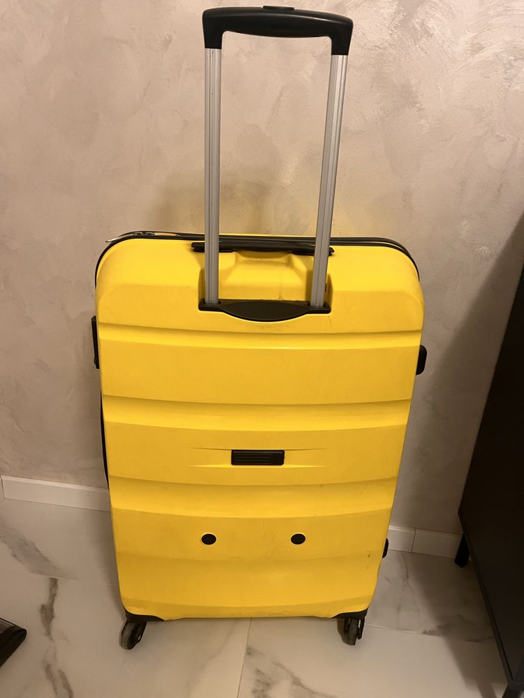 Куфар American Tourister 50x70