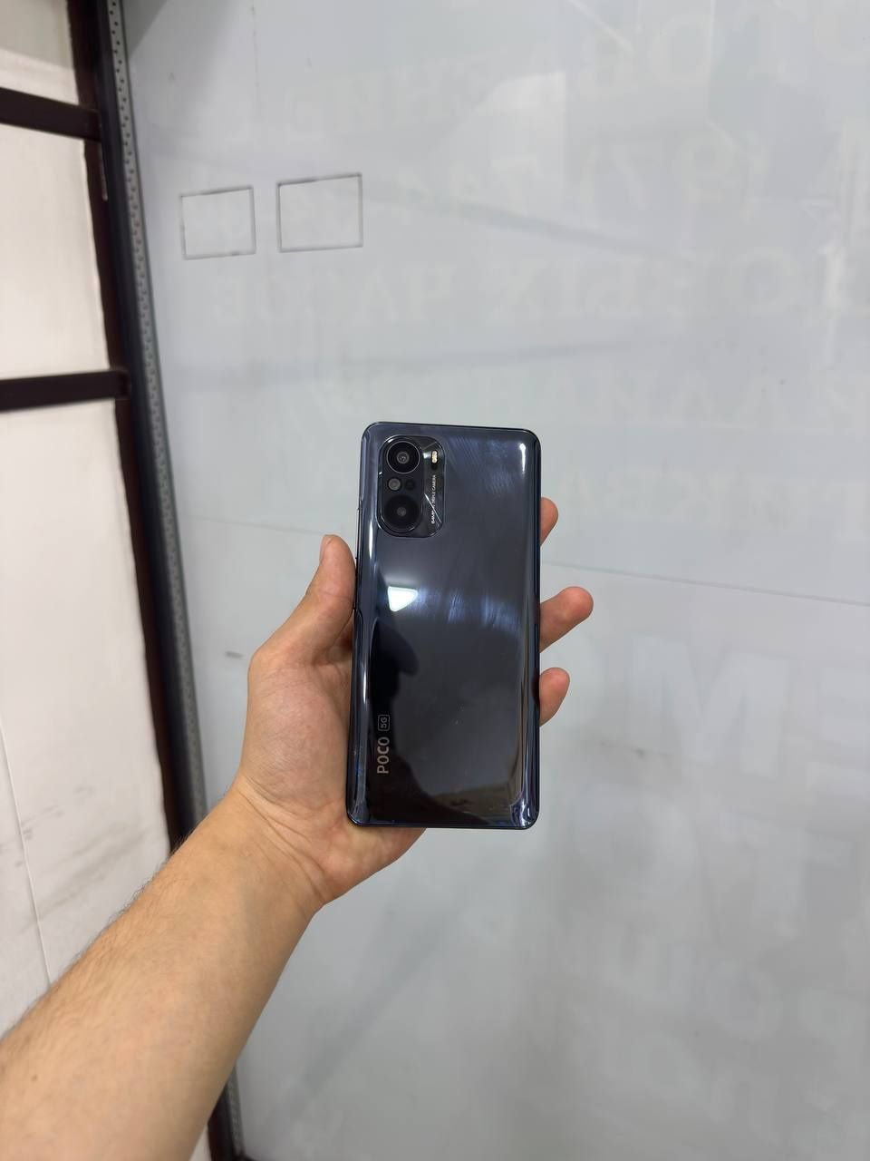 Poco F 3 128 gb srochni