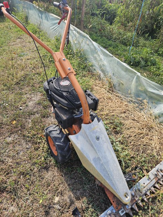 Vand cositoare Dac 777k