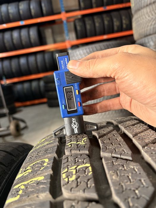 Anvelope iarna 235/45/19 Continental ContiWinter Contact TS 830P R 19