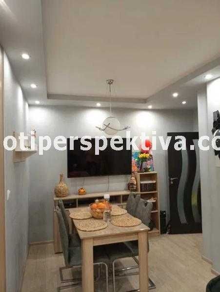 Продава се Тристаен апартамент в Пловдив, Кючук Париж - 78 кв.м за 1731 €/кв.м - Снимка #2