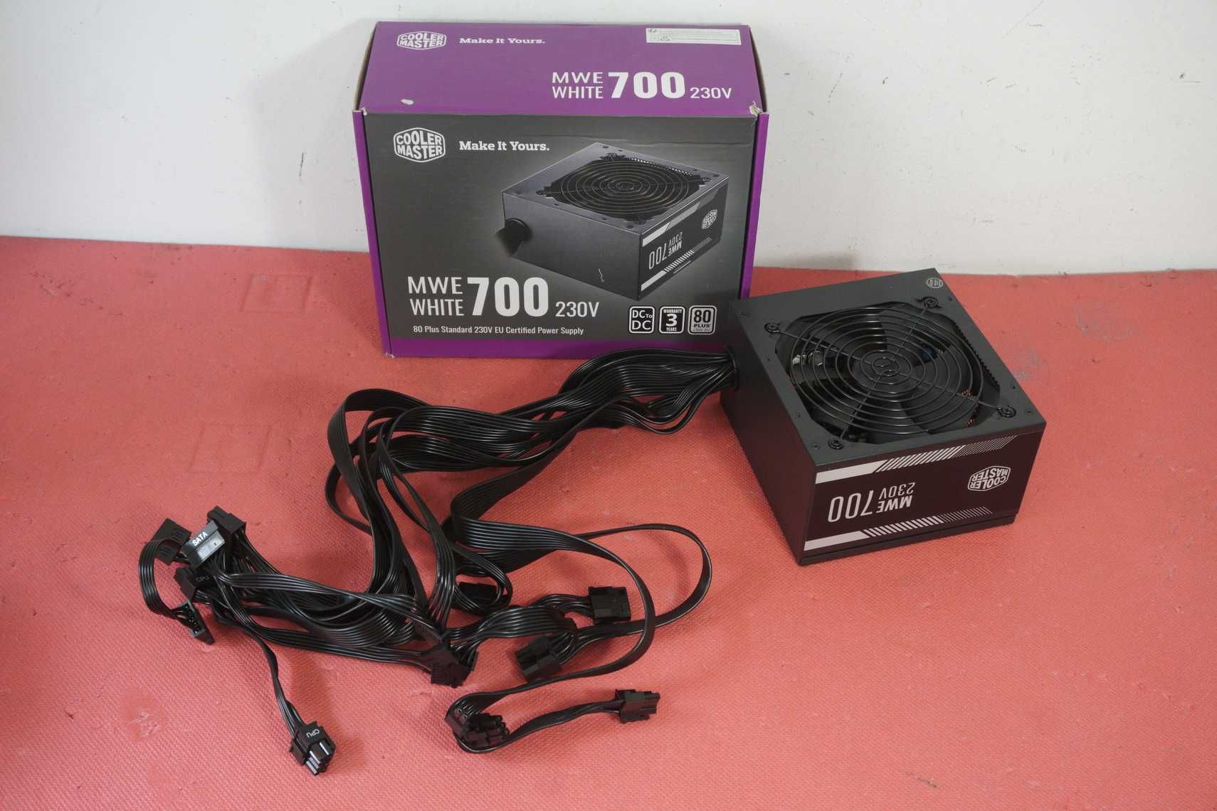 Захранване Cooler Master 700W 80+ / 2x 8pin CPU!/ вкл ДДС