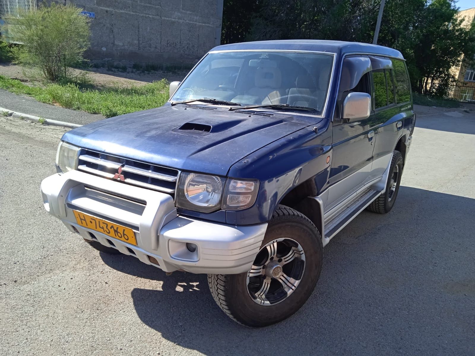 Mitsubishi Pajero