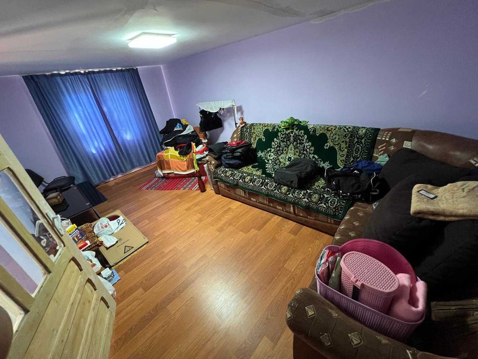 Casa spatioasa cu 4 camere si dependinte – Beciu, Teleorman