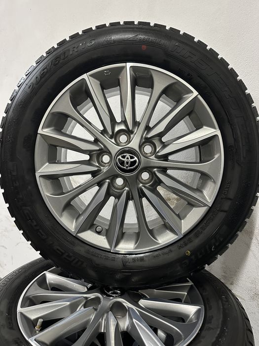 Jante 16 originale Toyota Avensis Auris Corolla anv.iarna +senzori