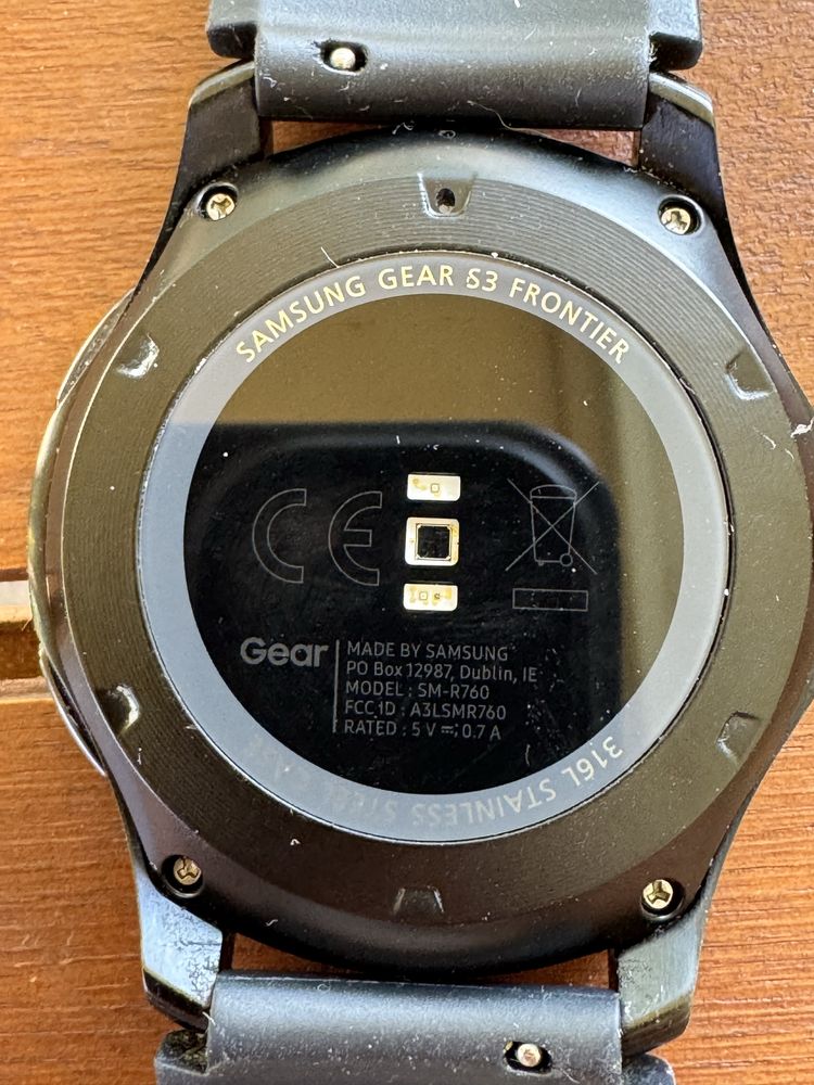 Часовник Samsung Gear S3 frontier