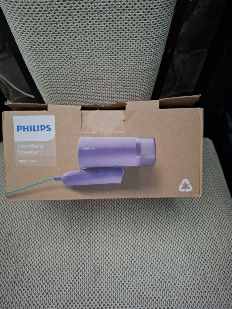 PHILIPS вертикална ютия  серия 3000