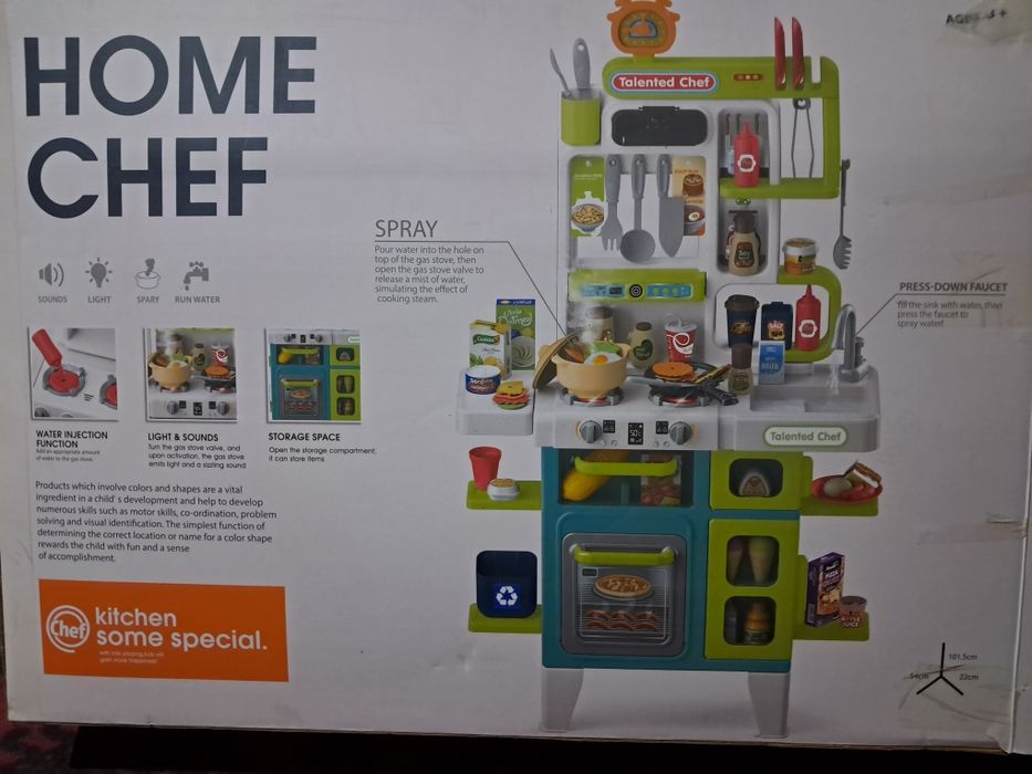 Детская кухня в отличном состоянии